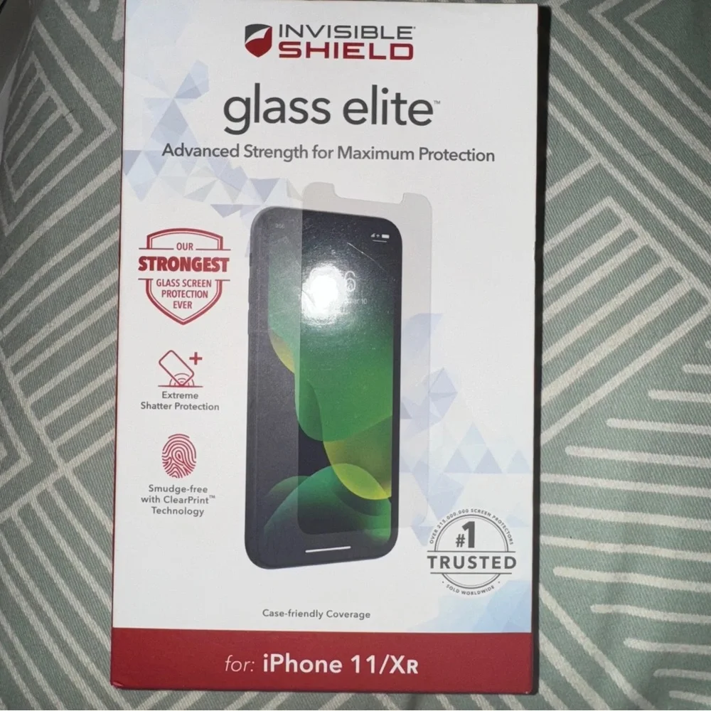 ☘️ InvisibleShield Glass Elite Clear Tempered Screen Protector
